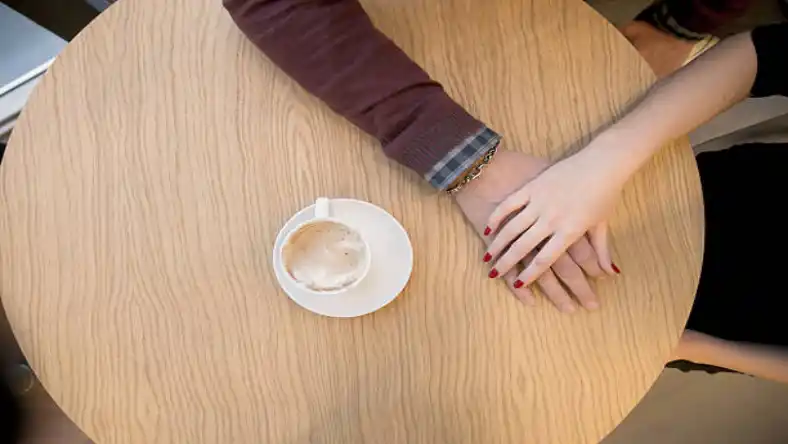 نشانه های سرد شدن مرد از زن