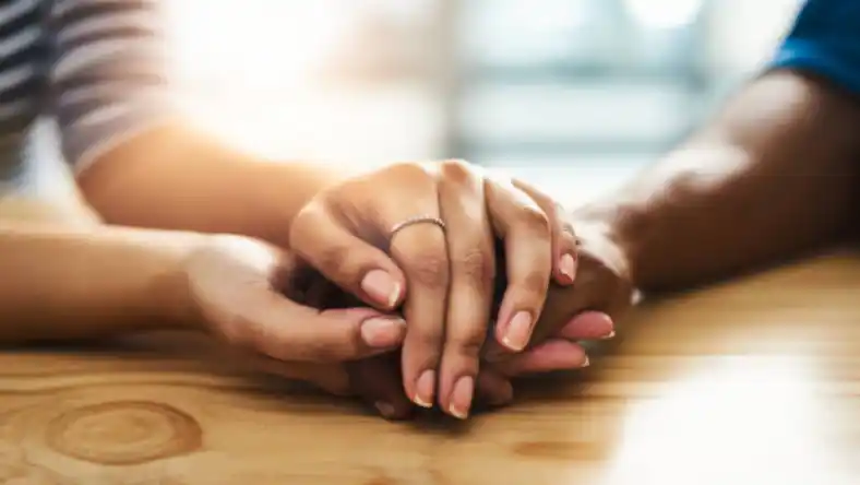 وقتی شوهرم بی محلی میکنه چیکار کنم