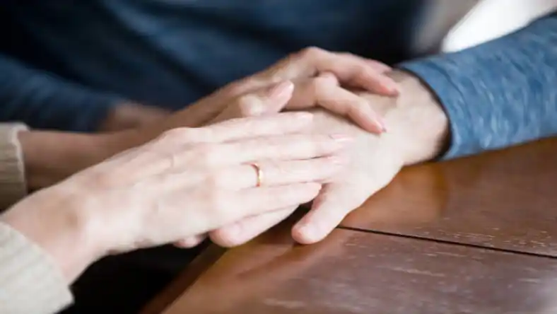 وقتی شوهرم دیر میاد خونه چیکار کنم