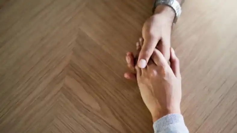 شوهرم خیلی بداخلاقه خسته شدم