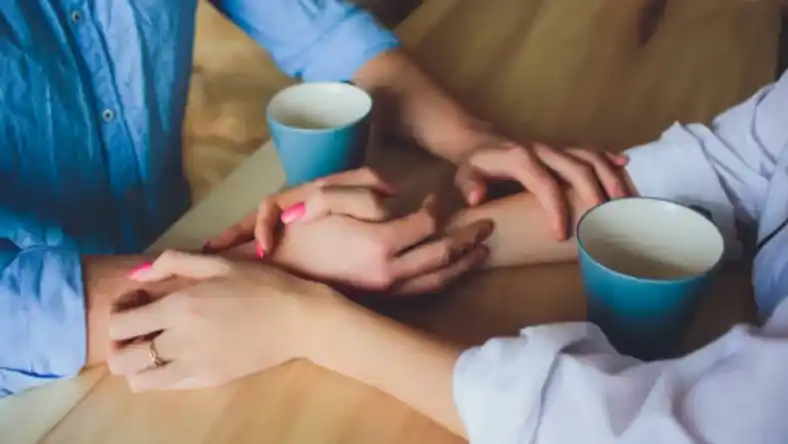 شوهرم دوستم نداره چیکار کنم