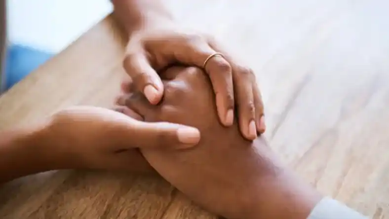 شوهرم میگه تو زن زندگی نیستی