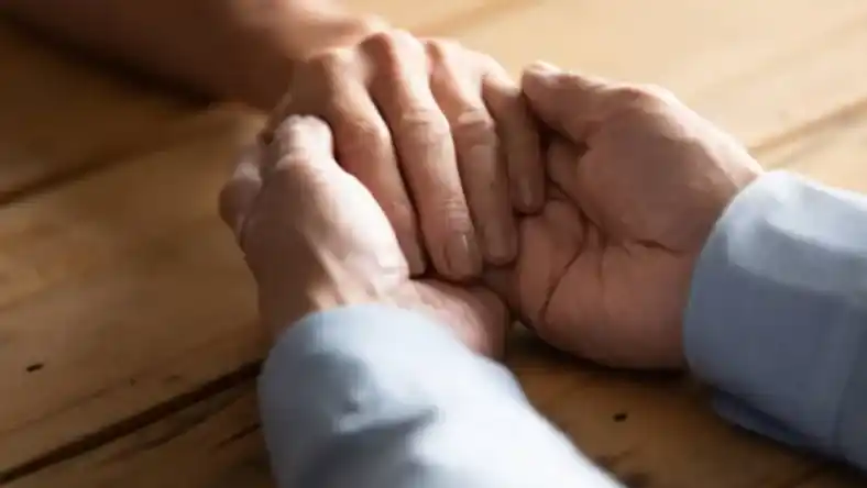 پروفایل ناراحتی زن از شوهر