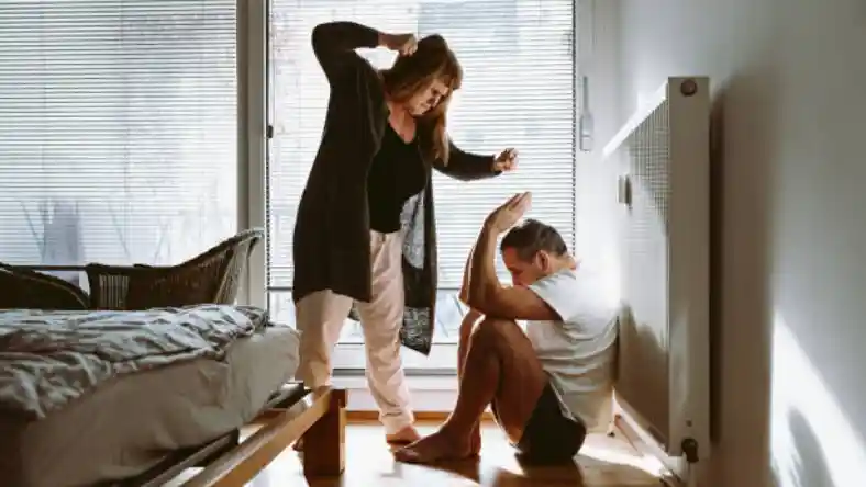 با شوهر بی مسئولیت چه کنم