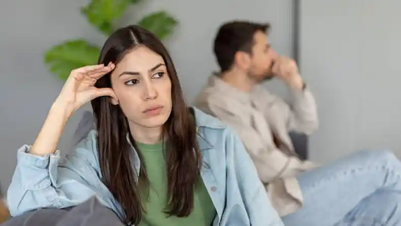 نشانه های عشق دروغین مردان